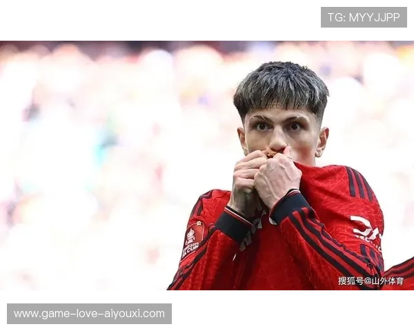 曼联由加纳乔突破不断制造亮点